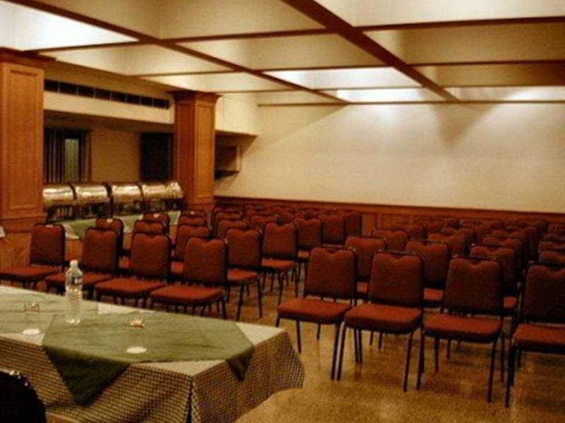 Hotel Vaibhav Váránaszi Kültér fotó